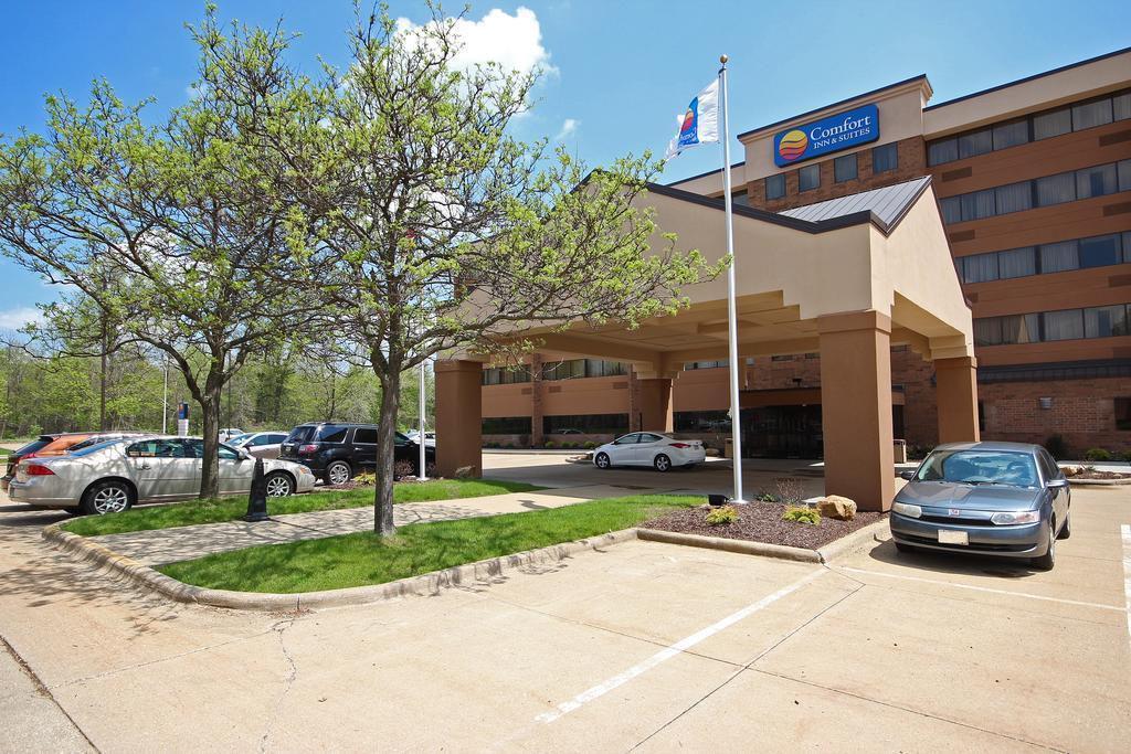 Comfort Inn & Suites Wadsworth Екстериор снимка