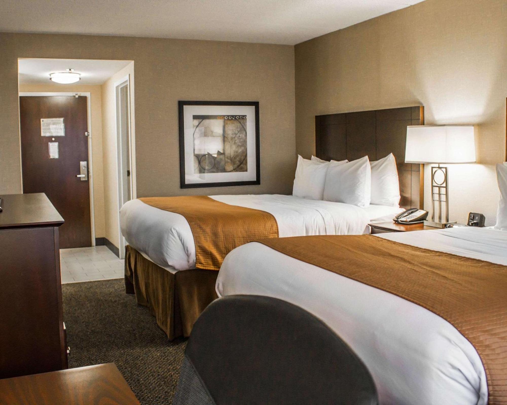 Comfort Inn & Suites Wadsworth Екстериор снимка