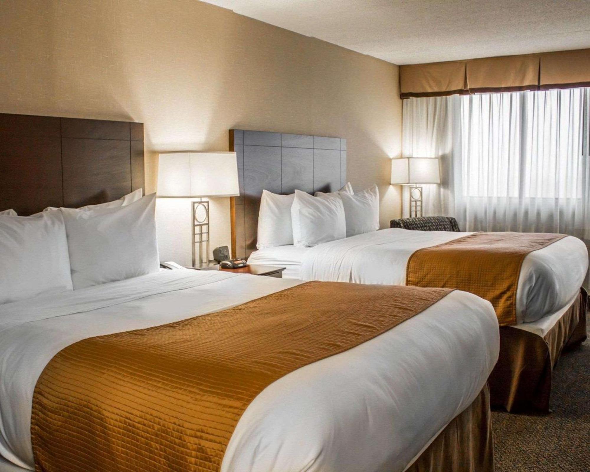Comfort Inn & Suites Wadsworth Екстериор снимка