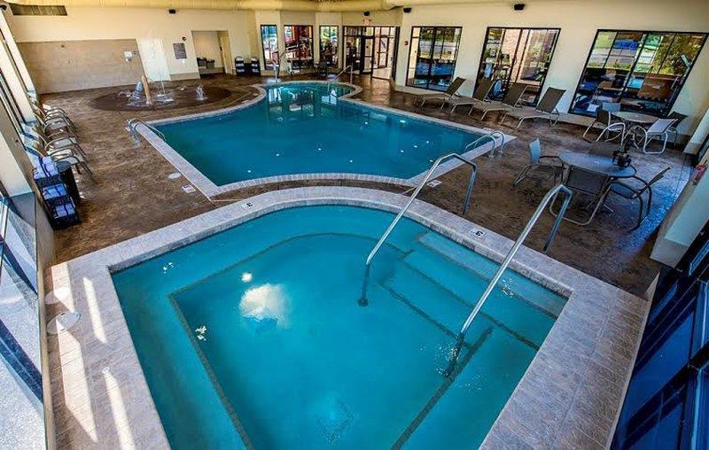 Comfort Inn & Suites Wadsworth Екстериор снимка